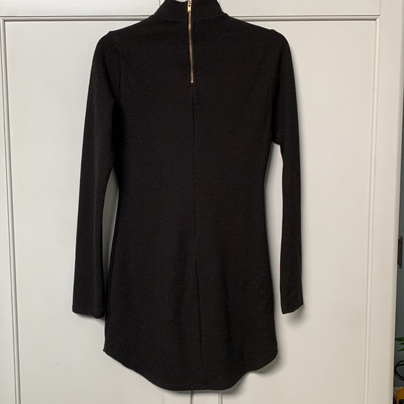 Black turtleneck sweater dress - Picture 2 of 7